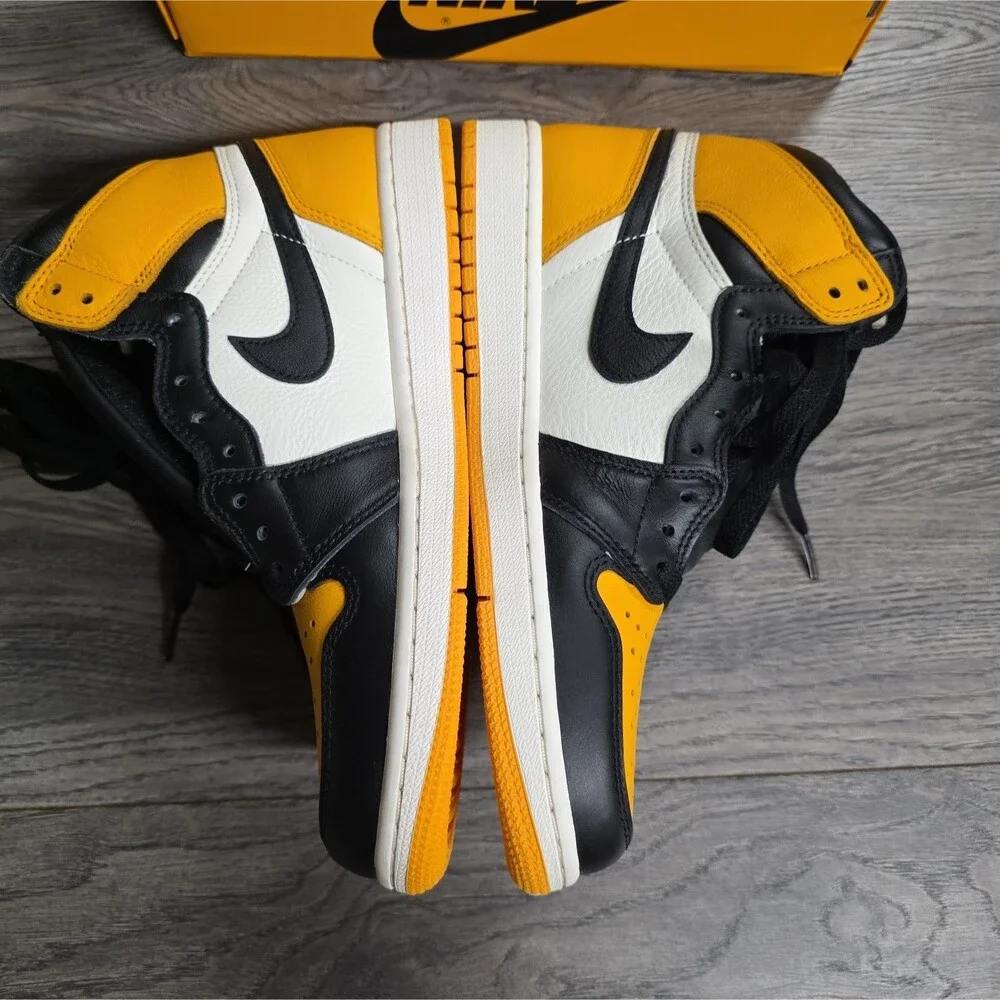 Nike Air Jordan 1 Retro High OG Taxi/Black Sail Mens Size 9